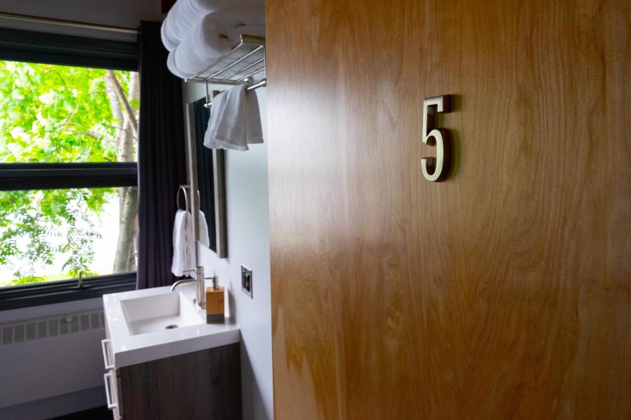 Seward Adventure Lodge Ngoại thất bức ảnh